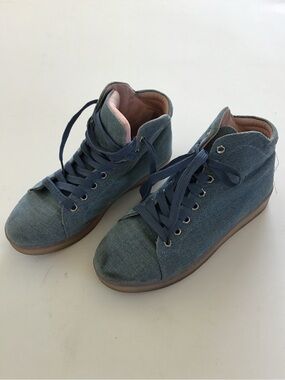 Forever 21 Blue Denim High-Top Sneakers Casual Lace-Up Shoes Women’s Size 7